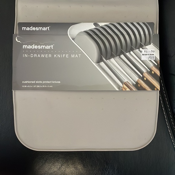 Made smart in drawer knife mat NWT - Picture 3 of 3